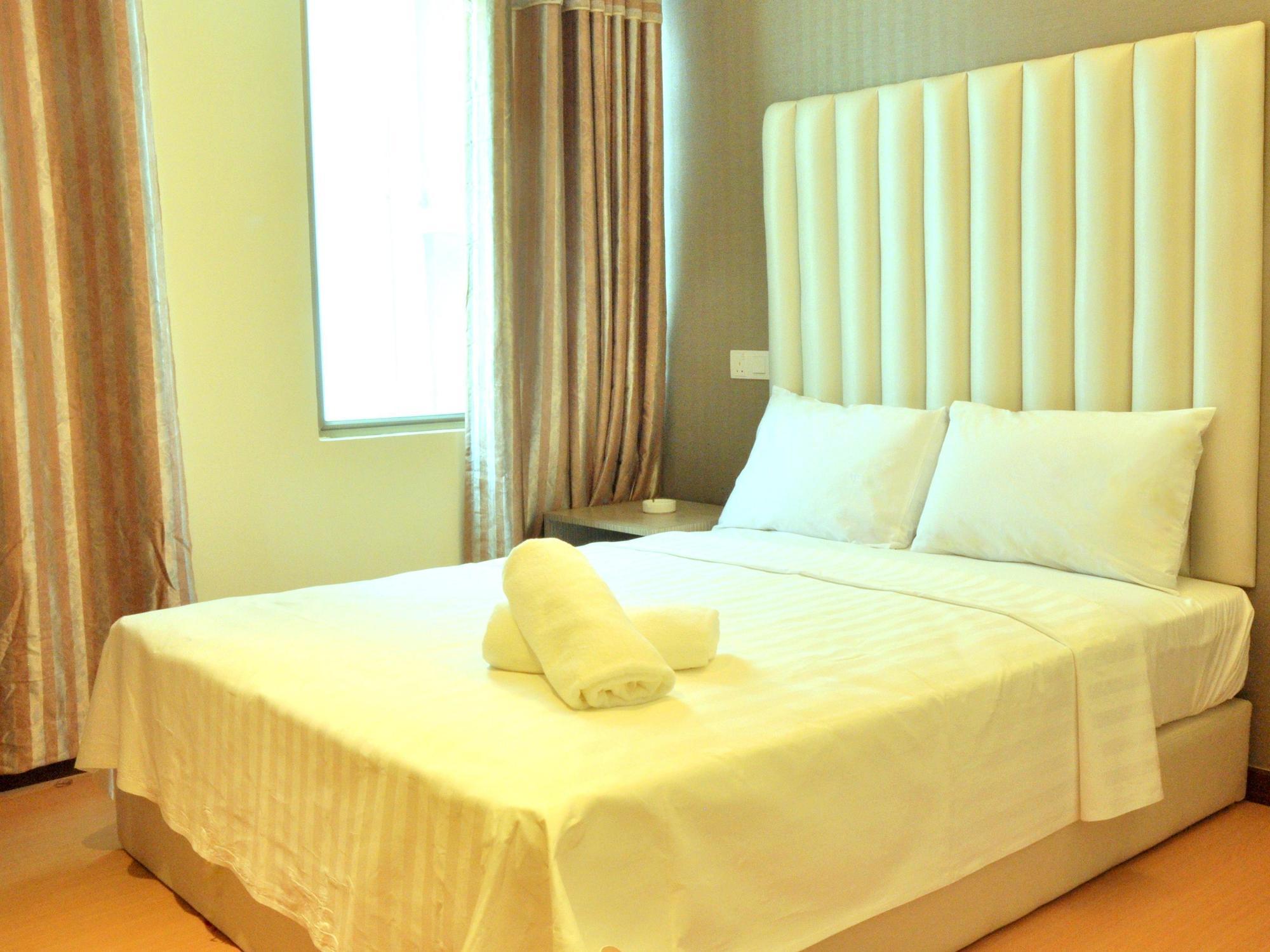 Ease Hotel Kota Kinabalu Bagian luar foto